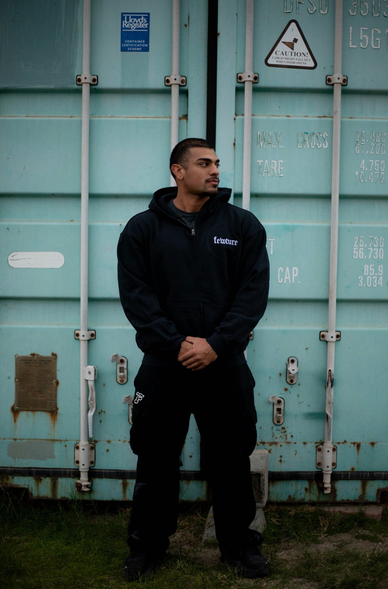 Sacrifice Zipup Hoodie in Black