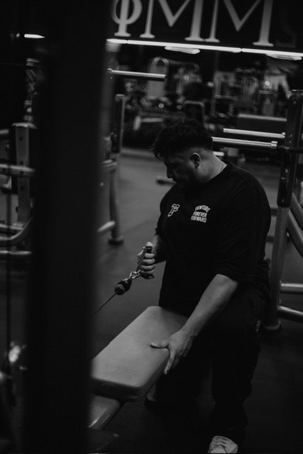 Fewture Statement Tee in Black